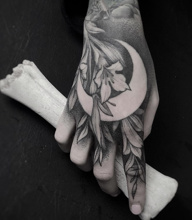 Tatuagem na Mão: 40 fotos de tattoos exclusivas 11 tatuagem na mao foto 11