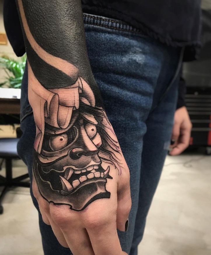 Tatuagem na Mão: 40 fotos de tattoos exclusivas 2 tatuagem na mao foto 2